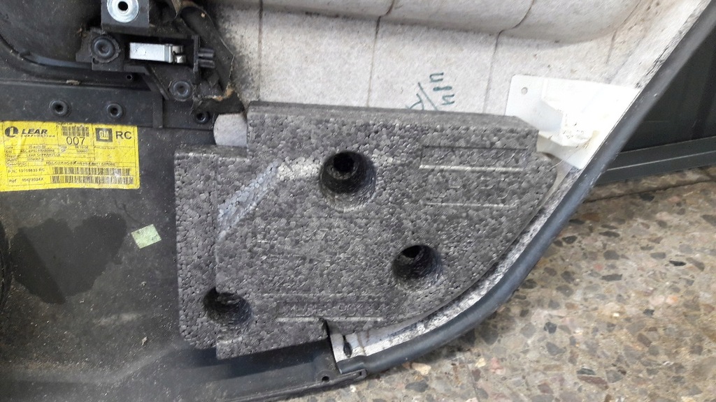 фото №9, Обшивка двері лівий задня opel vectra c kombi