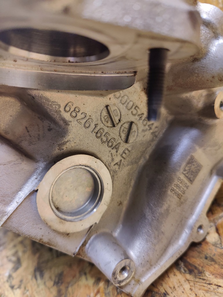 фото №16, Головка jeep wrangler jl 2.0 t 68261653af