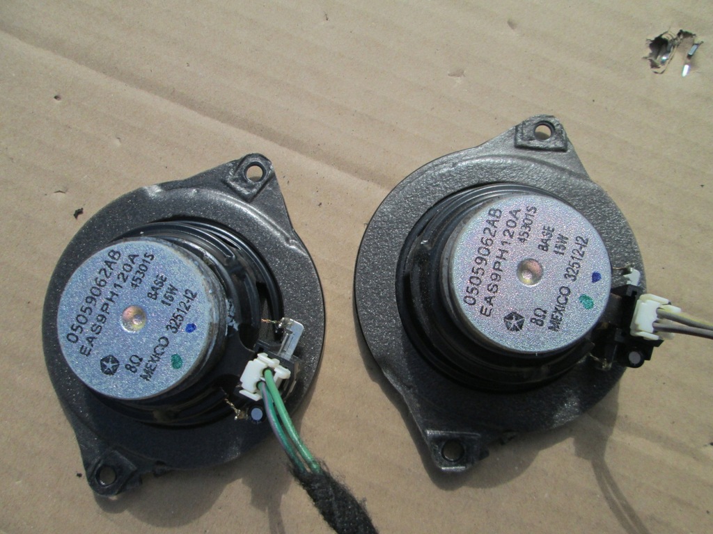 фото №9, Chrysler town country динамик w дверь перед задняя левый правый grand caravan