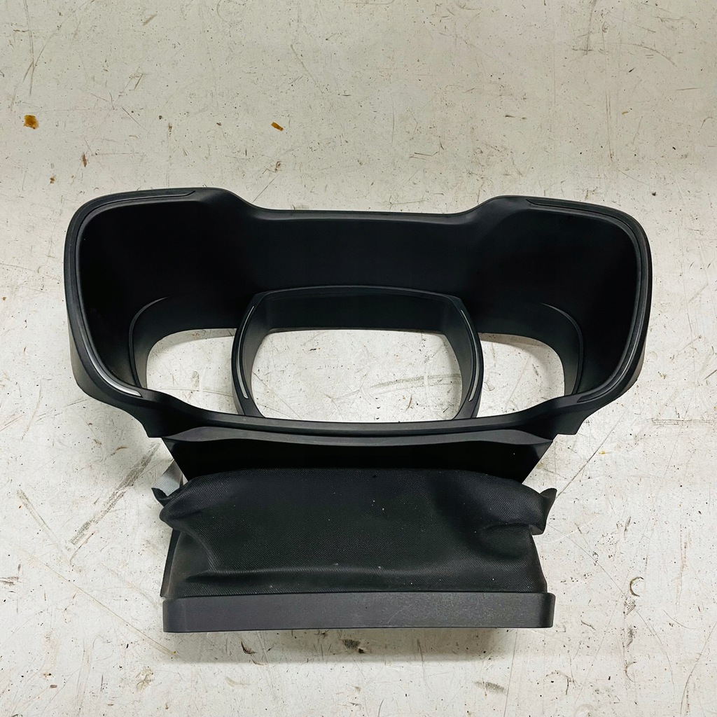 фото №1, Рамка спидометра renault kadjar 682500431r