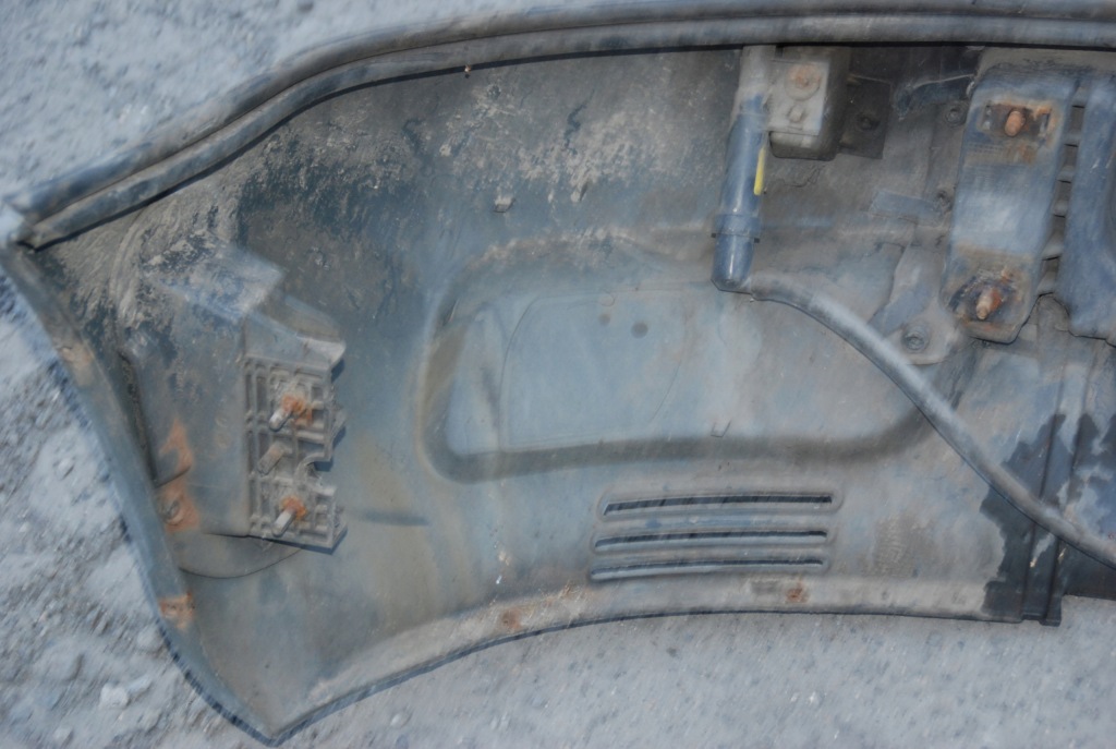 Бампер перед передний омыватель iveco daily 99-06 в Украине