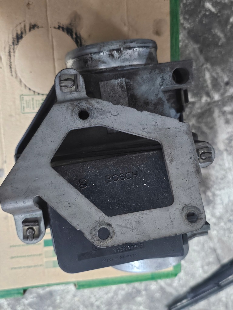 фото №5, Расходомер 0280203027 bmw 735 e32 e34 m30b35 3.5i