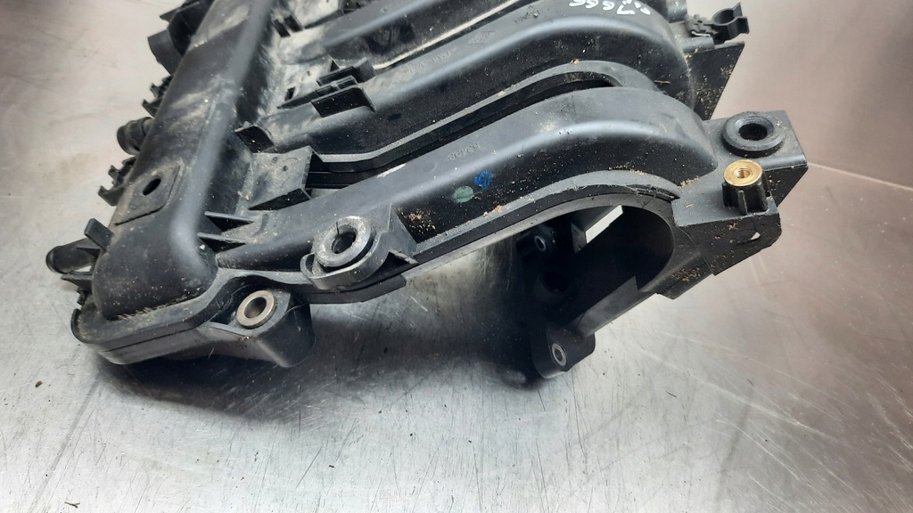 фото №3, Коллектор всасывающий 8200633248 renault clio iii 1.2b