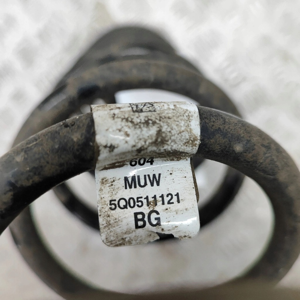 фото №7, Skoda karoq 2020 правая сторона пружина задняя