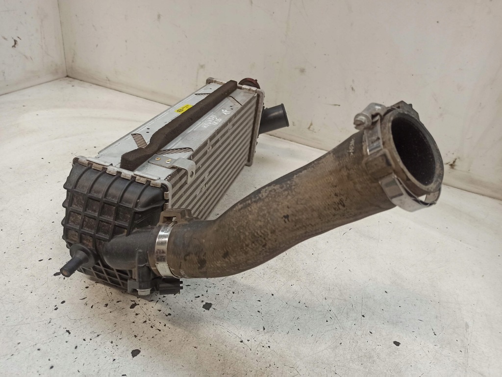 фото №13, Hyundai ix35 радиатор интеркулер 28270-2a850