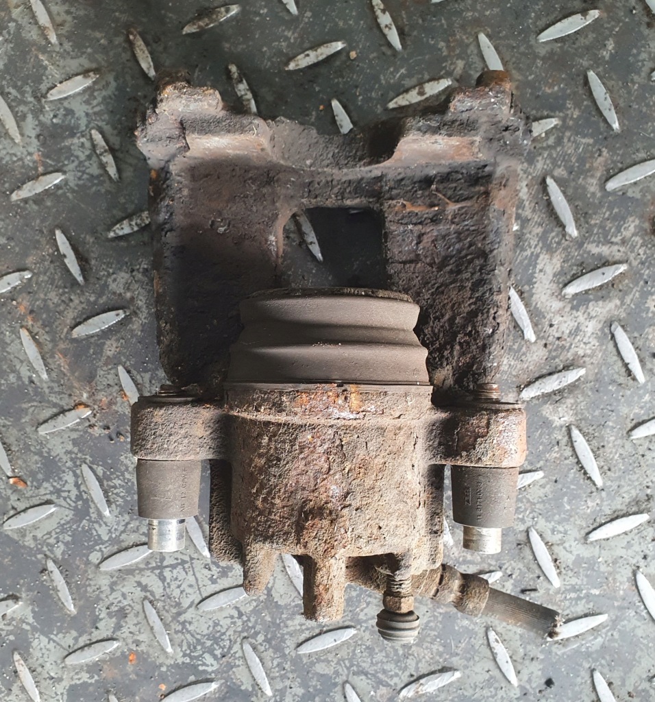 фото №2, Супорт лівий перед ford focus mk1 1.8