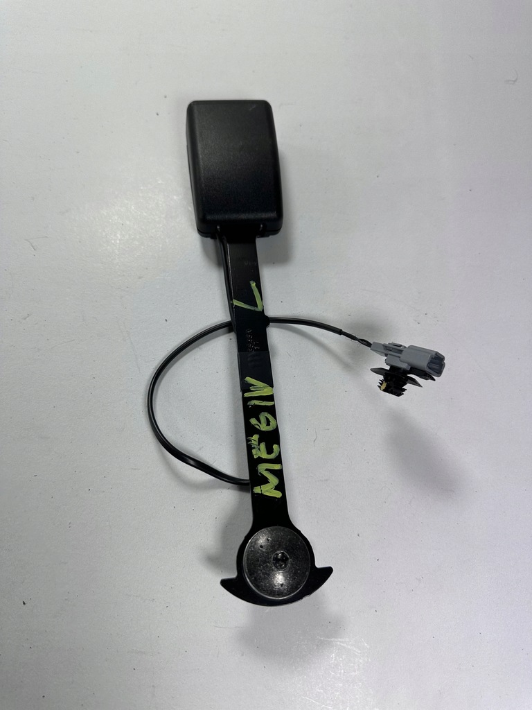 фото №1, Megane iv кліпса замок поперечина лівий перед 878173738r