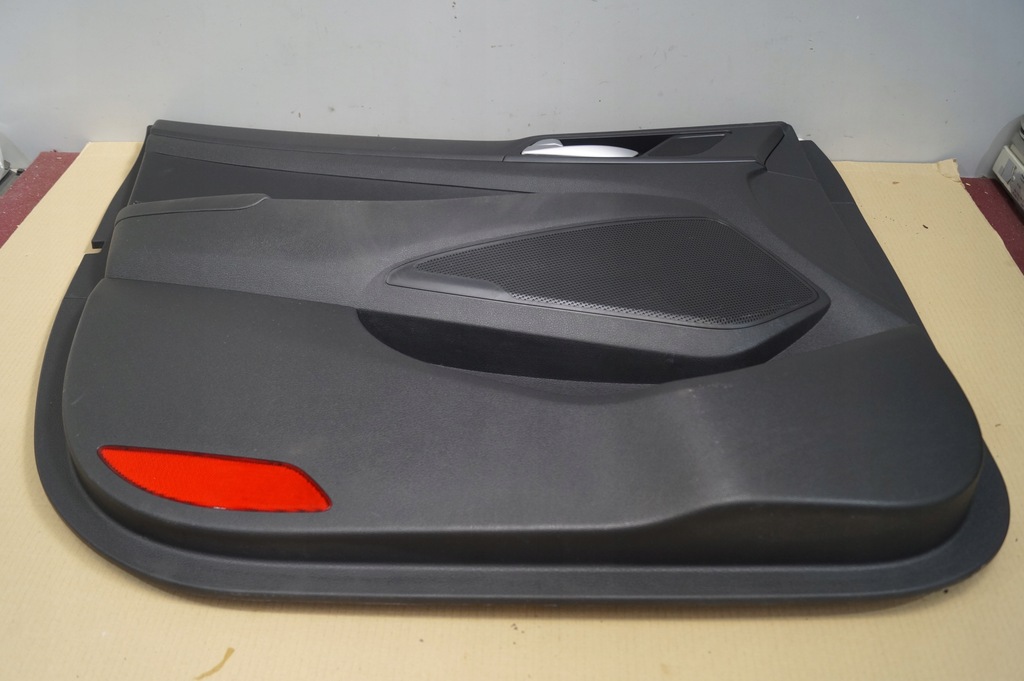 фото №5, Обшивка дверь левый перед hyundai tucson ii 15-20r