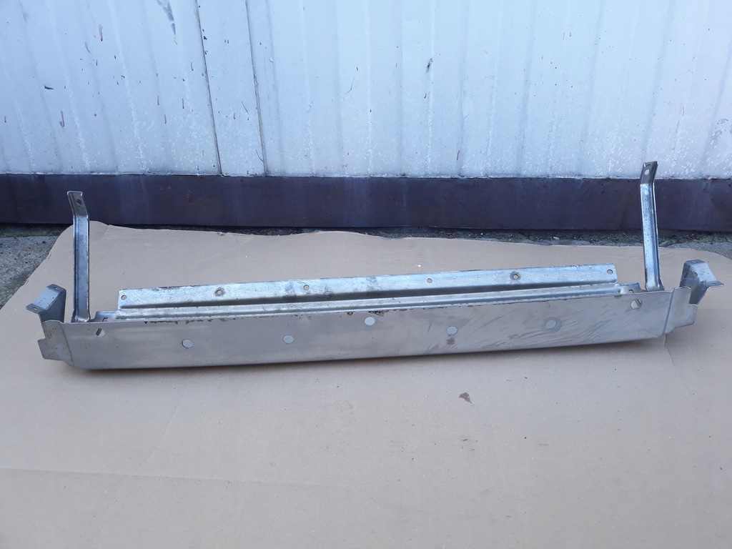 фото №7, Бампер задняя середина хром 5d pajero 99-03r