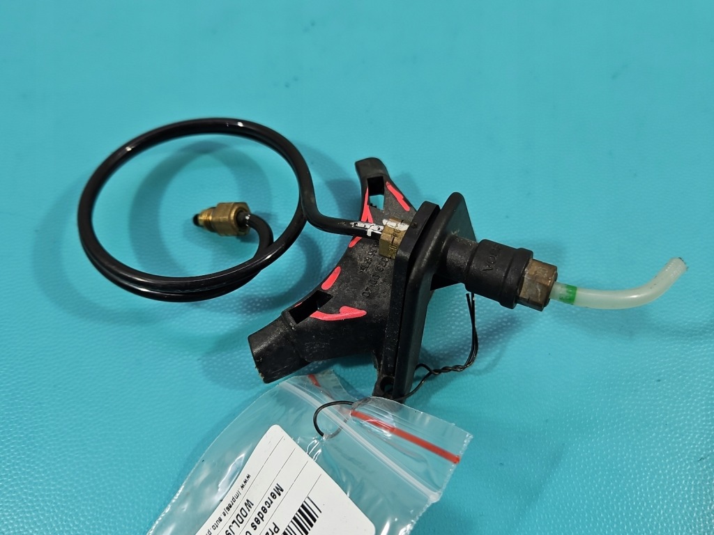 Купить Шланг подвеска mercedes cls 2 c218 w218 218 a2123230040