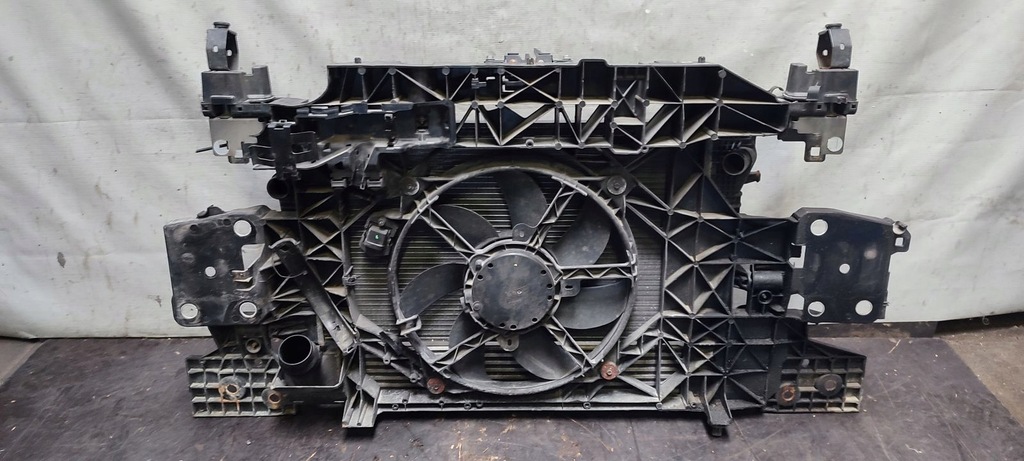 фото №8, Pas передний радиатор renault grand scenic iii 1,5 dci