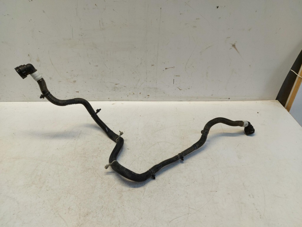 Купити Tesla model 3 патрубок труба води 177595-00-d