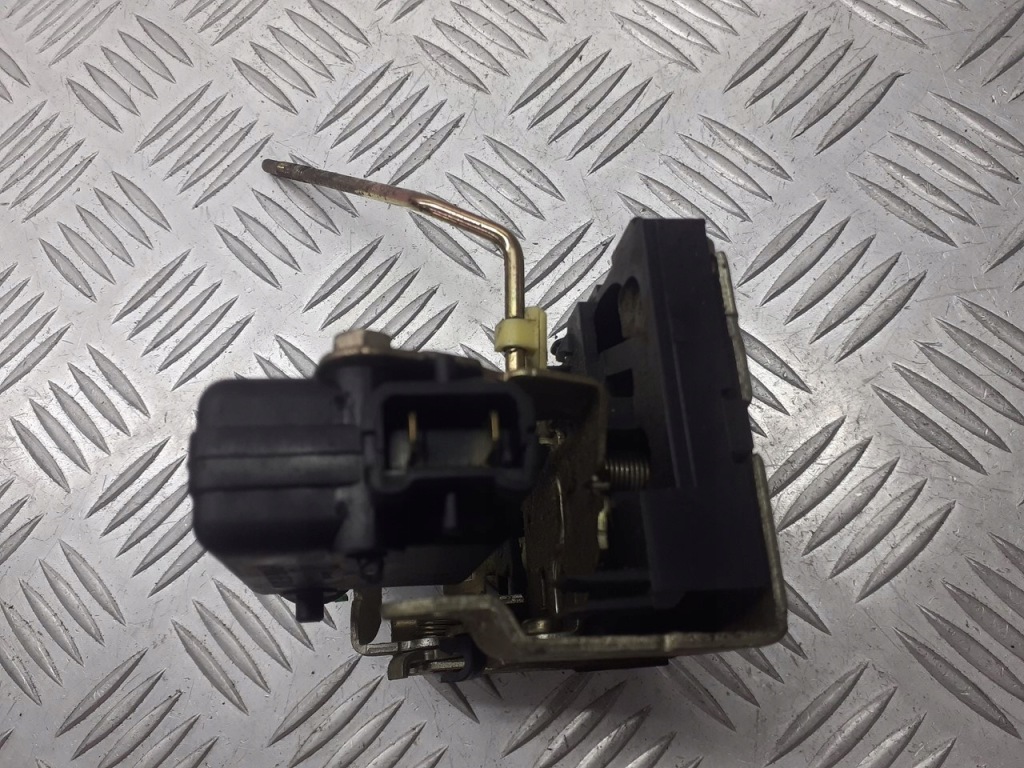 фото №2, Замок дверь левый перед dacia logan i 2pin