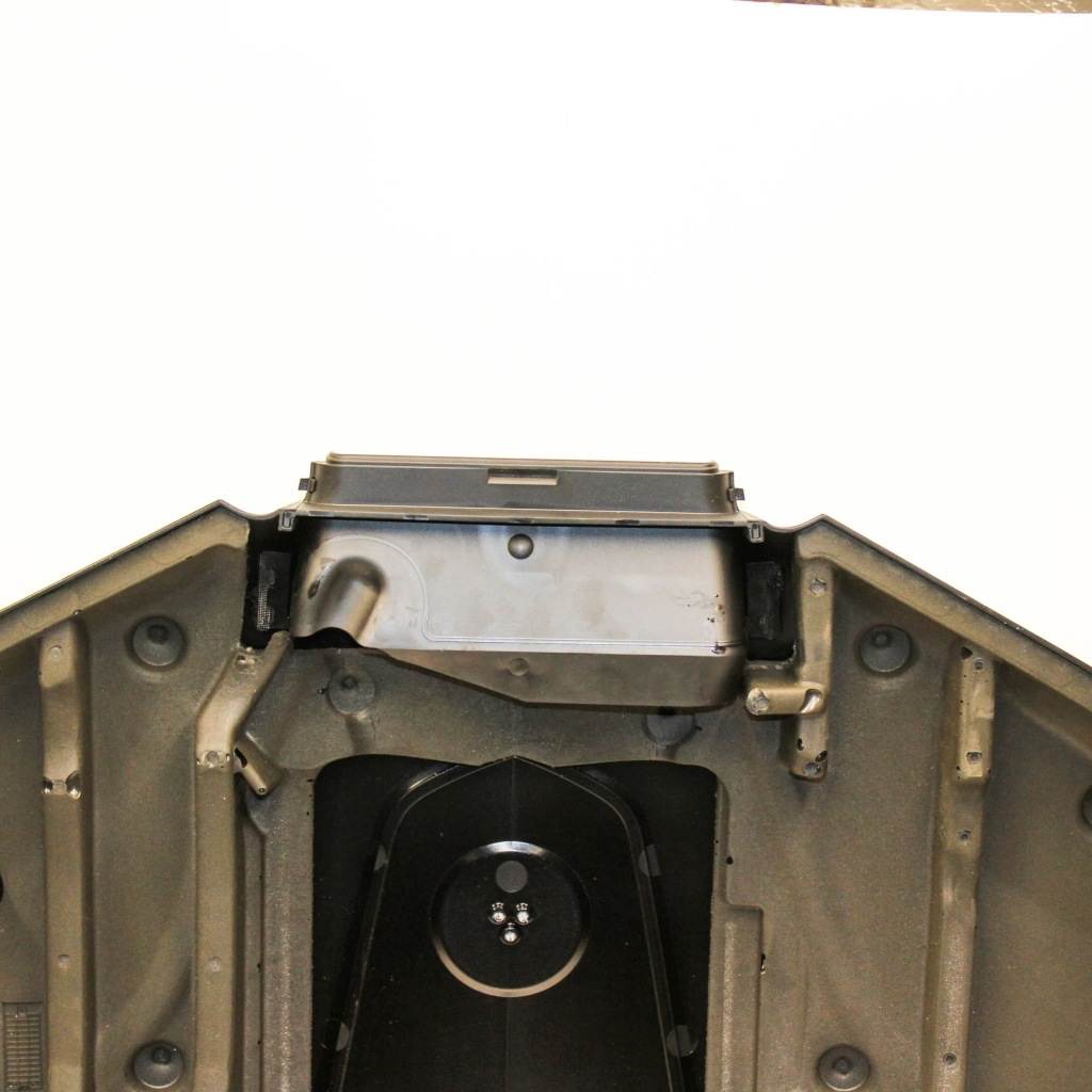 Mercedes-benz gle w166 - c292 2017 захист верхній двигуна 27564283 Недорого