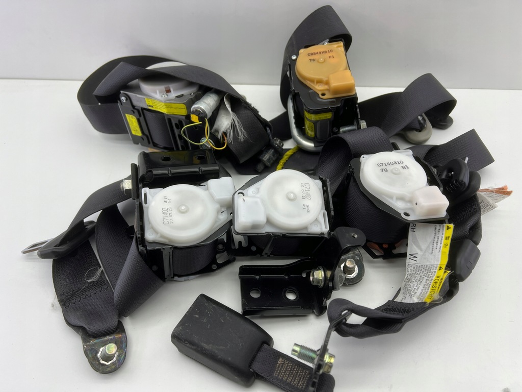 фото №7, Subaru iii xv gh 2.0d ремені безпеки комплект c9343hr10 оригінальний номер