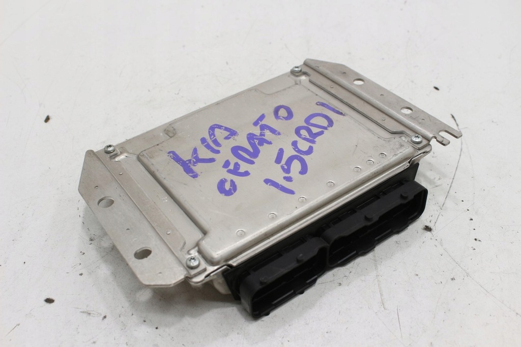 фото №10, Бортовой компьютер блок управления 39101-2a110 kia 1.5 crdi