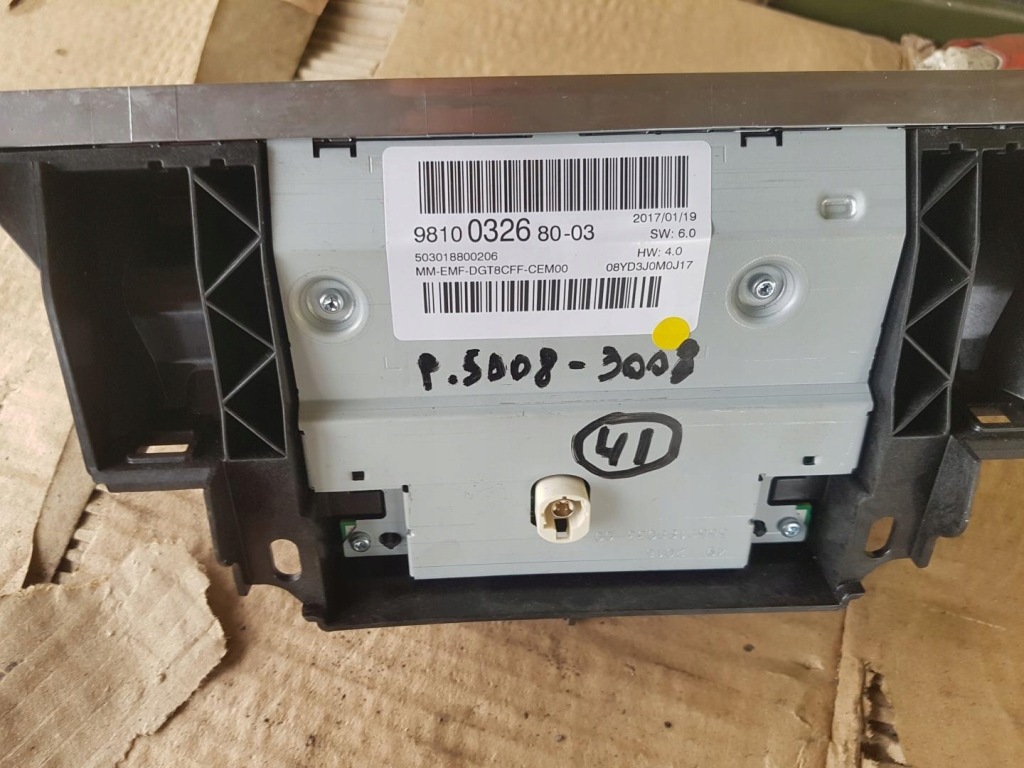 фото №2, Дисплей экран радио peugeot 3008 ii 9810032680