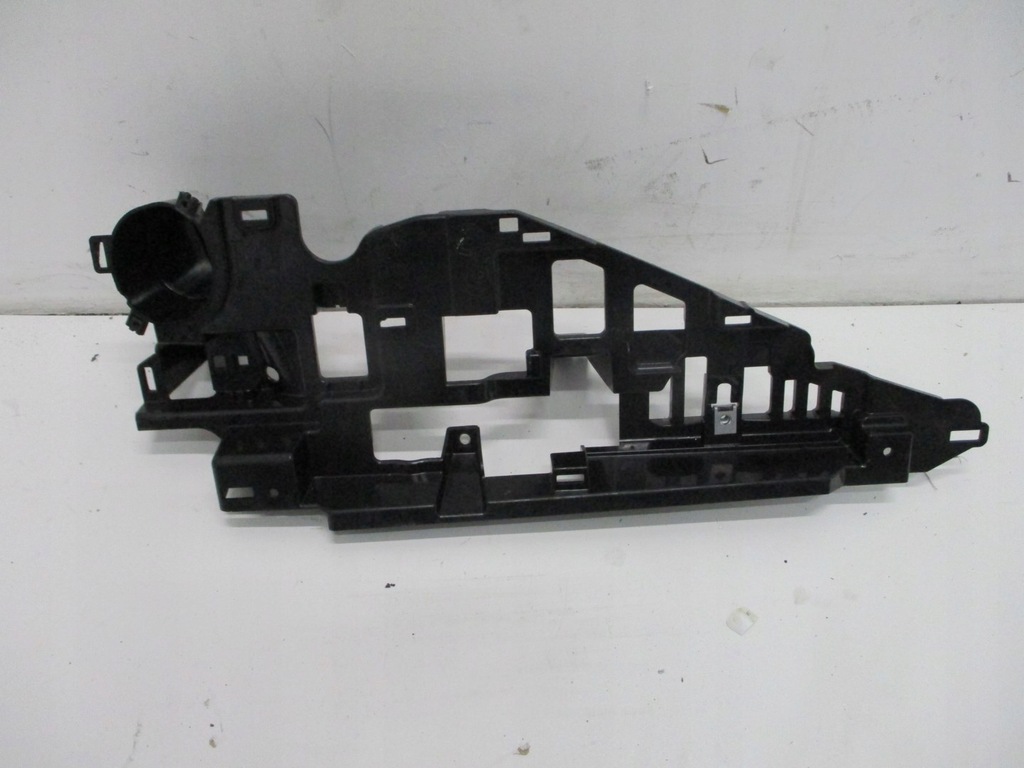 фото №3, Напрямна alfa romeo stelvio 50536096 правий