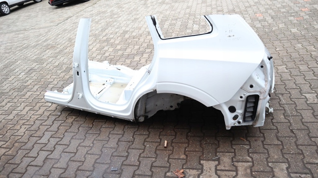 фото №1, Volvo xc60 ii четверть крыло левый задняя