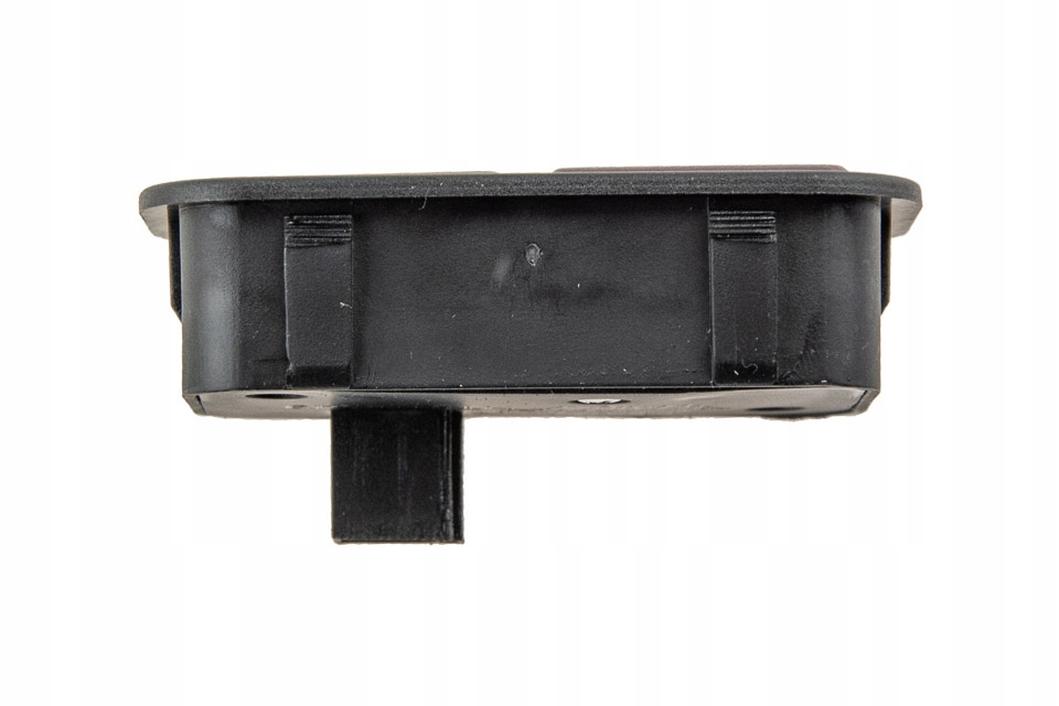 фото №7, Кнопка открывания крышки багажника mercedes c klasa w205 2013-,cls c218 20