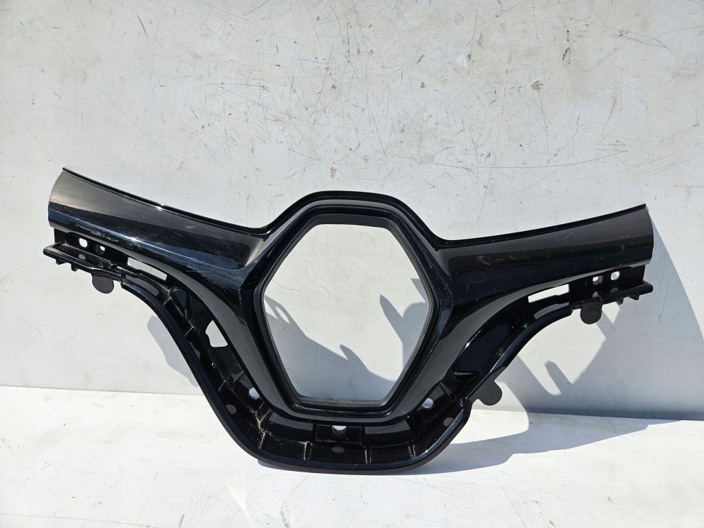 фото №1, Renault zoe lift 19 решётка радиатора решётка радиатора 620369336r