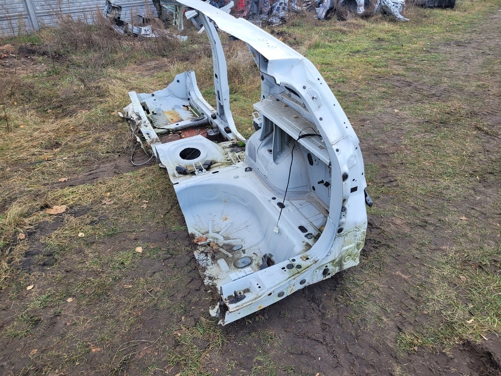 фото №3, Dacia logan mcv ii четверть правая задняя задняя крыло