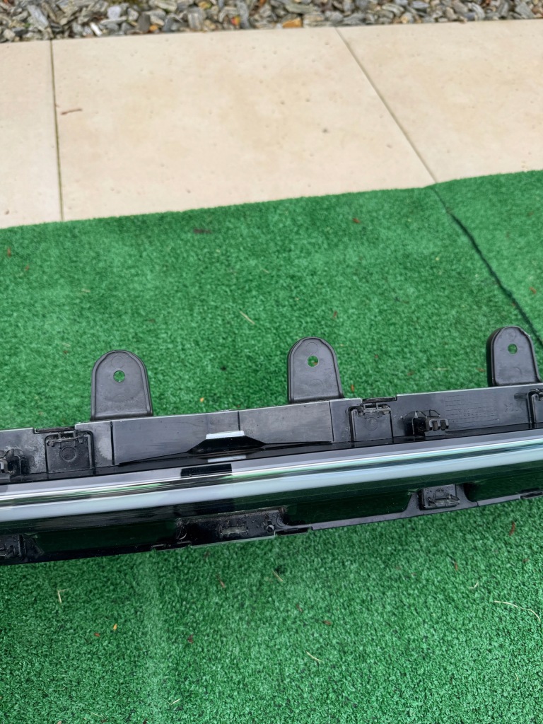 Mg marvel r 20- лампа перед передня led накладка 10934255 Ціна