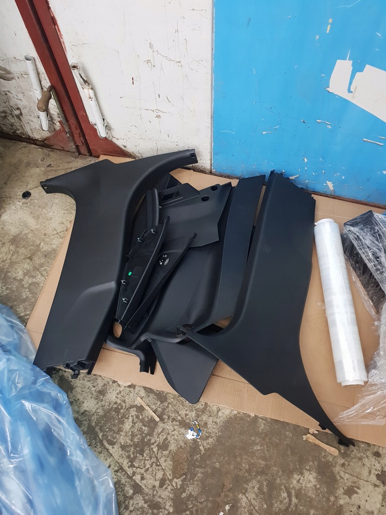 фото №1, Пластики салону bmw x1 f48 europa