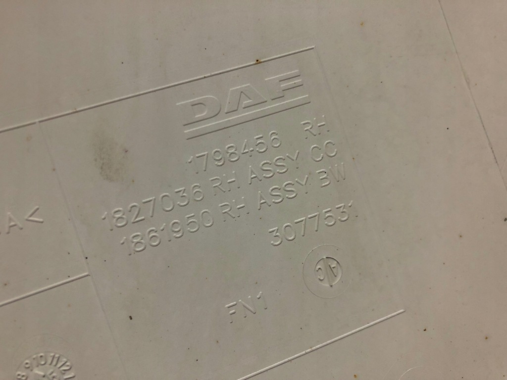 фото №8, Daf 106 xf панель фары уголок защита лампы l p 1827036 1827035 1798455 1798456