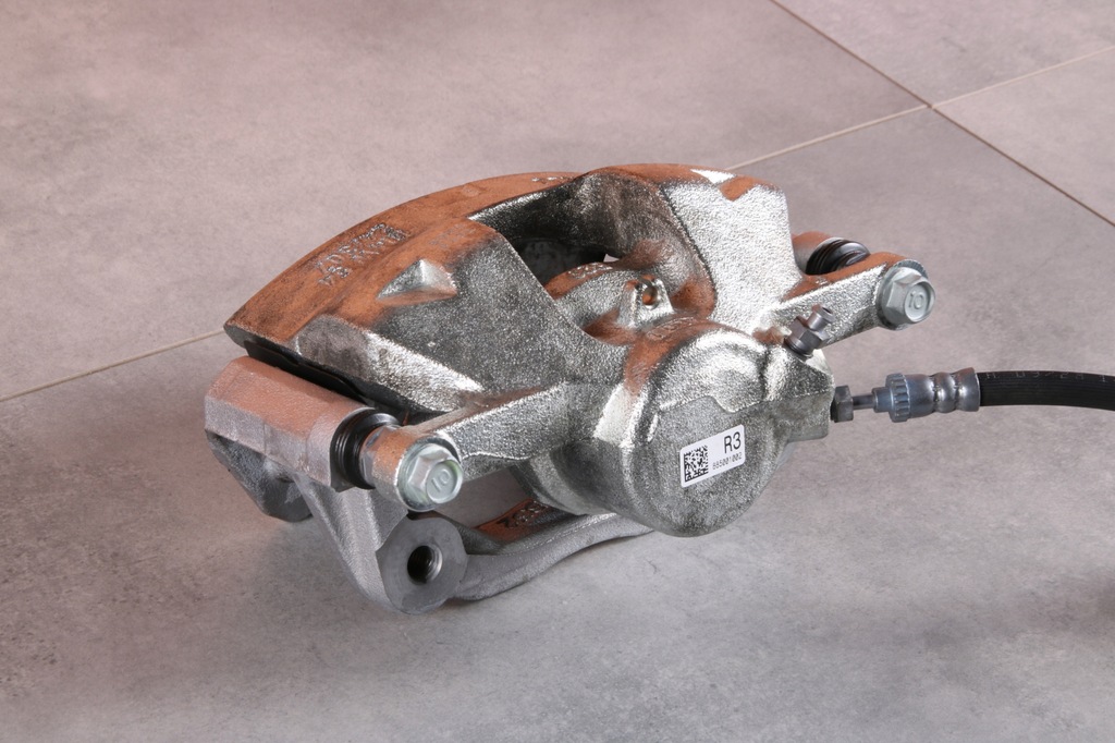 фото №8, Bmw f70 f74 x1 u11 x2 u10 суппорт тормозной правый передний 54/24/307 8850010