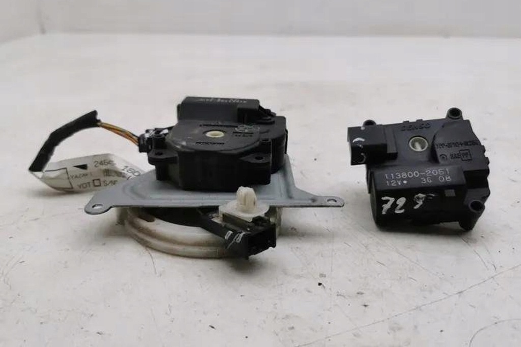 фото №8, Клапаны управляющий отопители toyota corolla verso _e12_ ae0637008610 2.2l