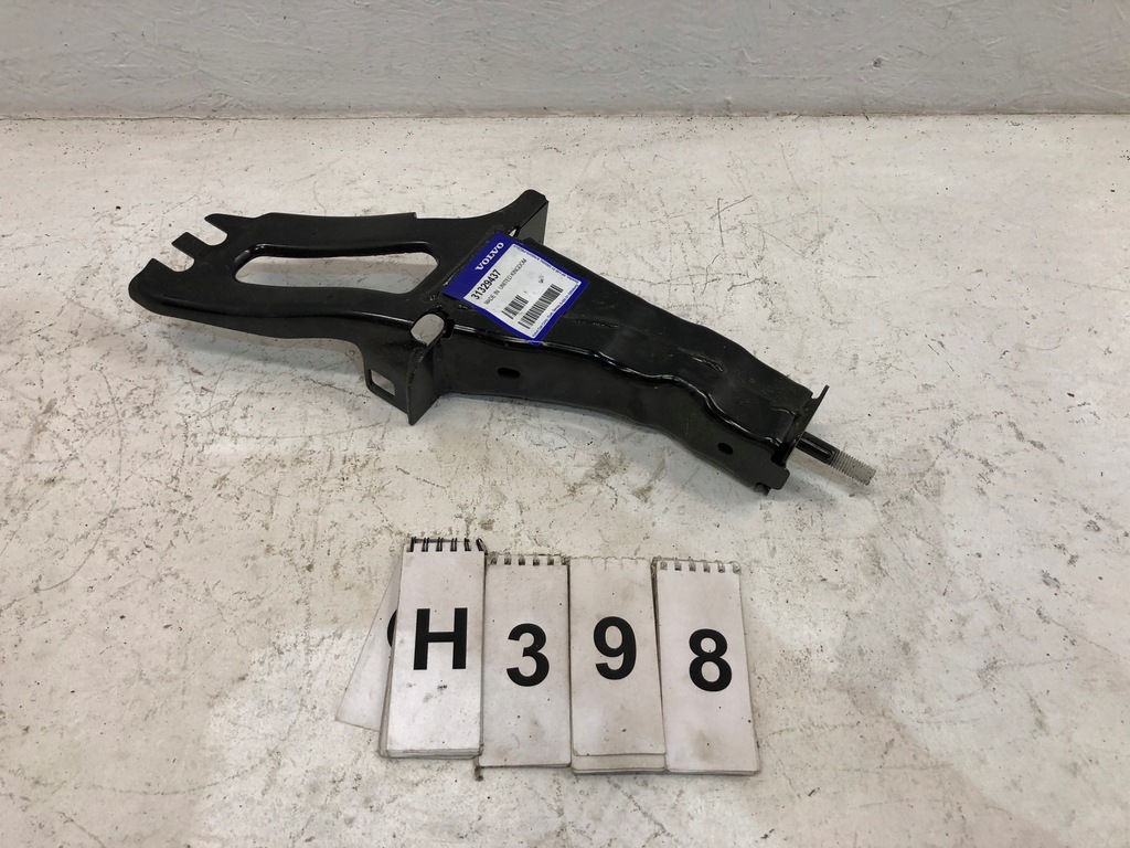 фото №1, Volvo xc70 зона деформації права 08-