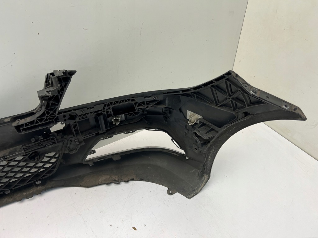 Mercedes w204 рестайлинг  бампер передний перед pdc 11-14 Киев