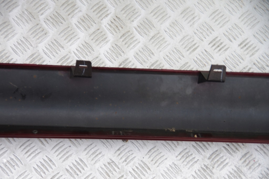 Молдинг порог правая jeep grand cherokee wk2 srt рестайлинг  2016- srt-8 nrv prv Цена