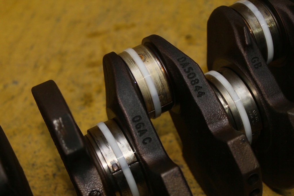 Купити Wał колінчастий a4 b6 b7 1.8 t bfb avj awc 06ac