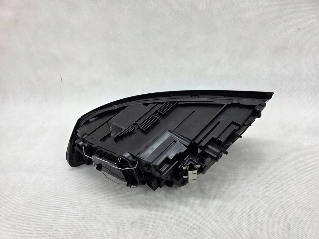 фото №10, Volvo v50 s40 ii lift 2010+ лампа перед права bi ксенон поворотний led 32206140