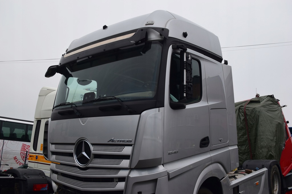 фото №1, Комплектна кабіна mercedes actros mp4 euro 6