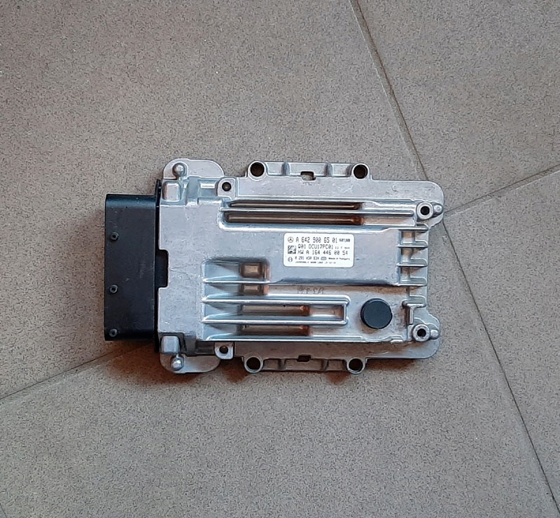 фото №1, Модуль блок управления adblue выхлопных газов mercedes glk w204 a6429006501 0281030634