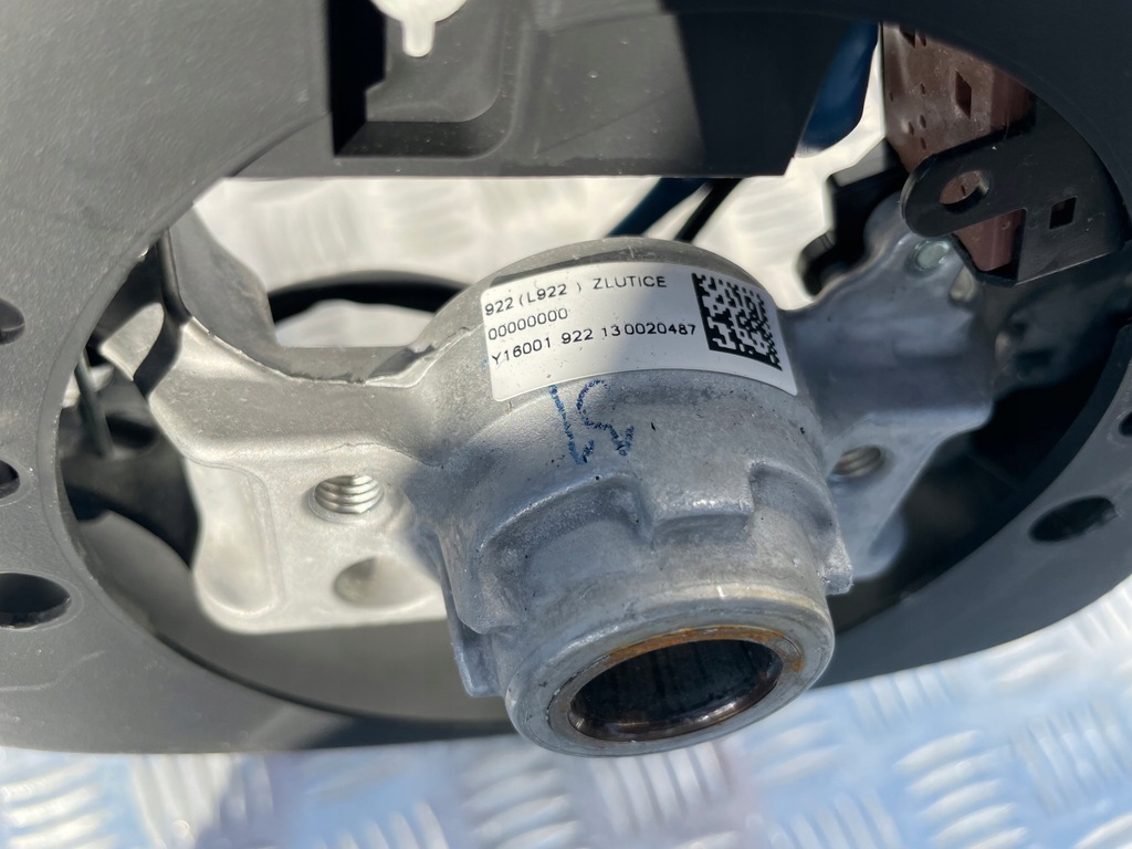 фото №6, Toyota aygo ii повітропровід мультифункція