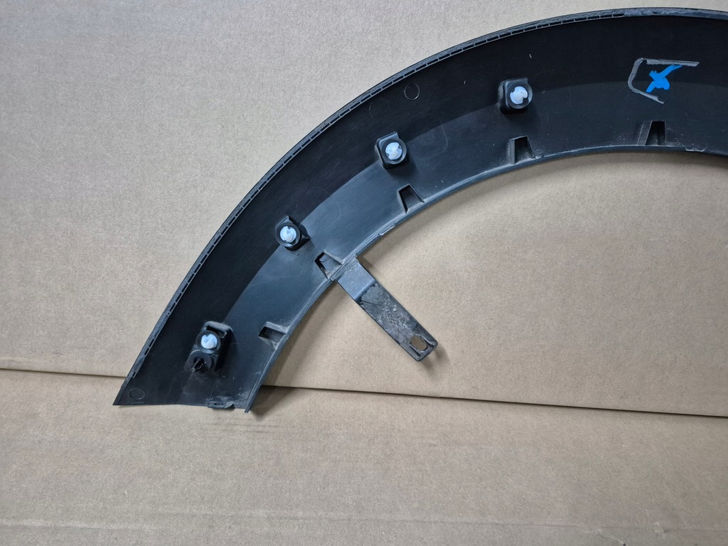 фото №9, Dacia jogger молдинг na крила задній задня правий