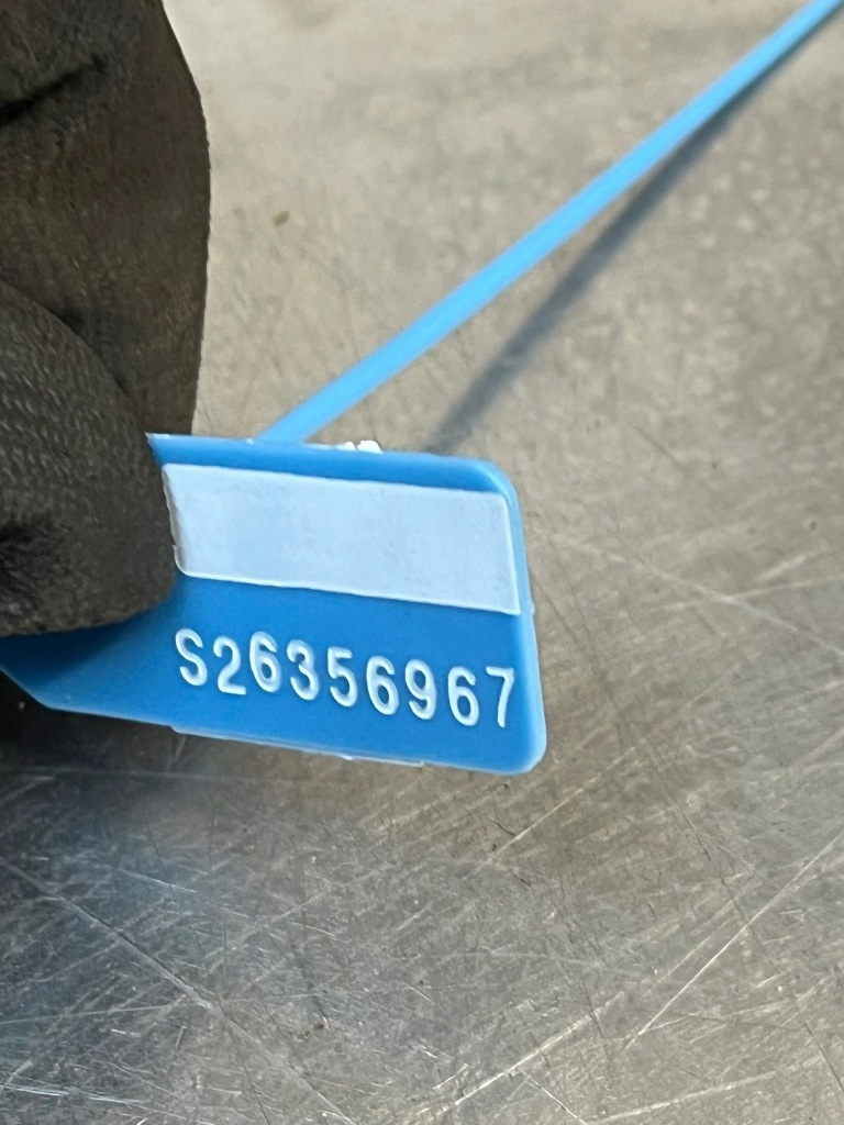 Шланг заряджання роз'єм porsche panamera 971044001 1087026 Ціна