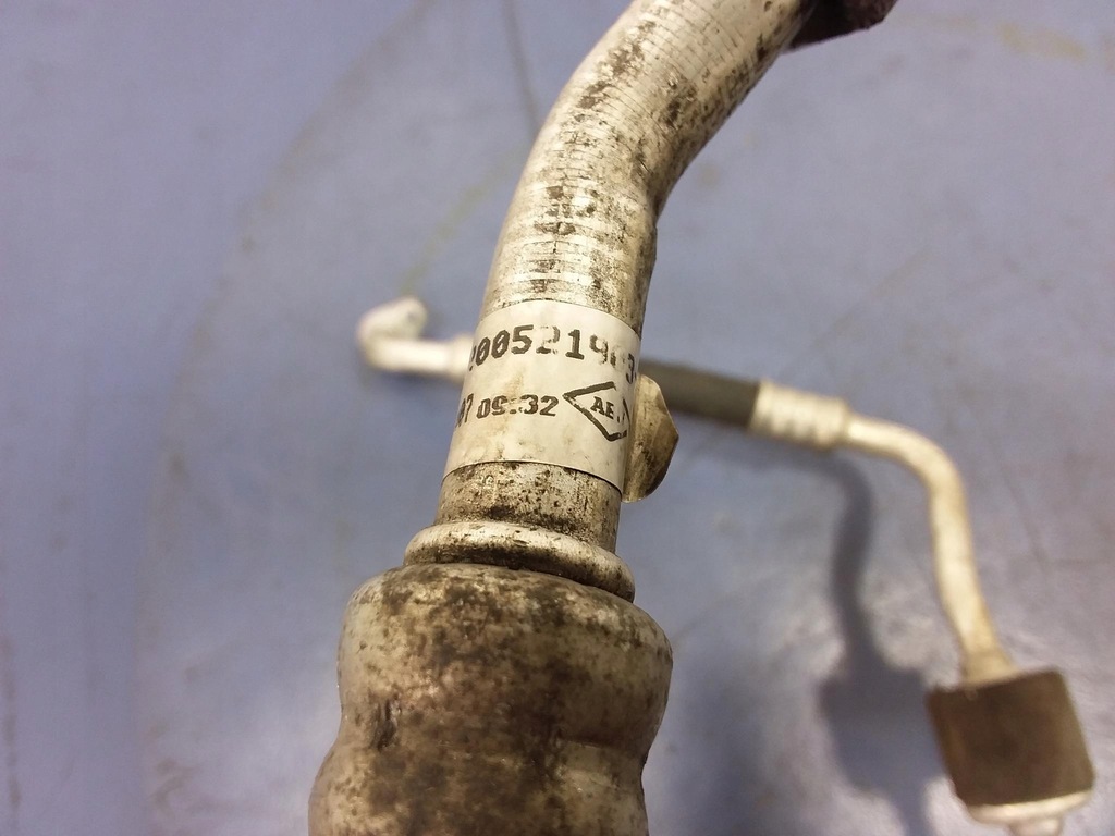 фото №4, Clio iii 1.2 16v шланг кондиционера 8200521903a