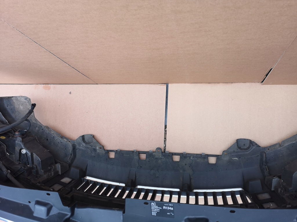 Skoda yeti scout рестайлінг  13-17 4x4 бампер передній комплектний  колір lf6x Доставка