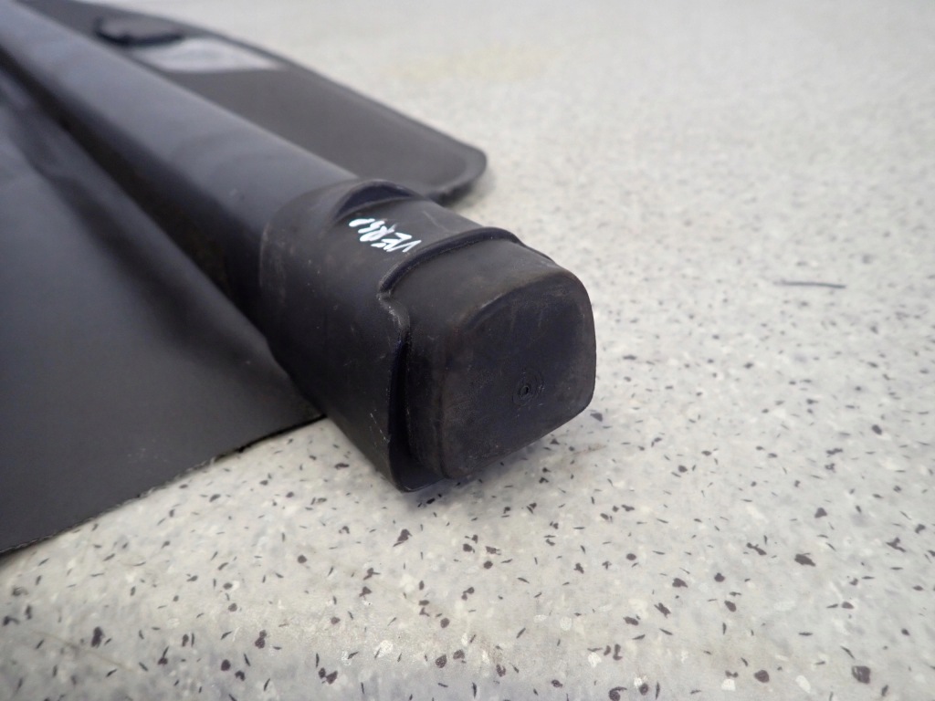 Toyota verso 09-17 шторка багажника Зі Шроту