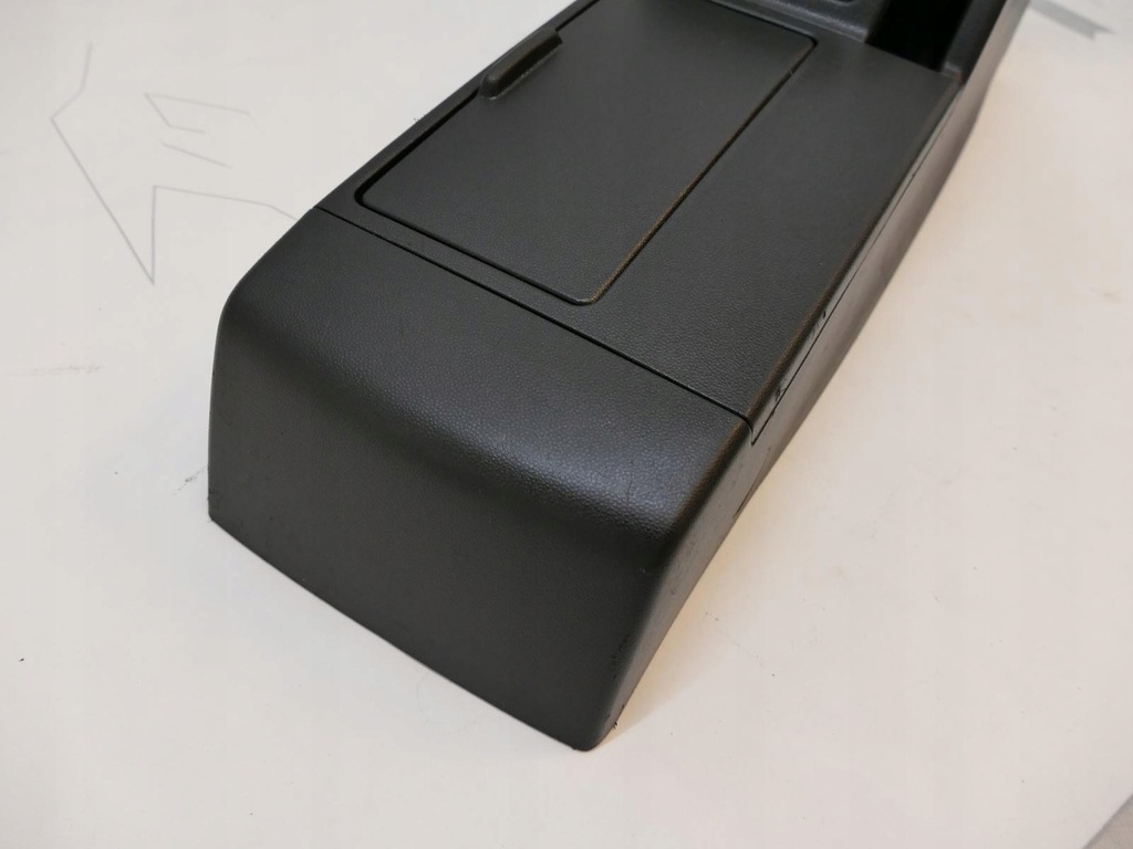 фото №6, Mazda 5 тунель підлокітник середній europa