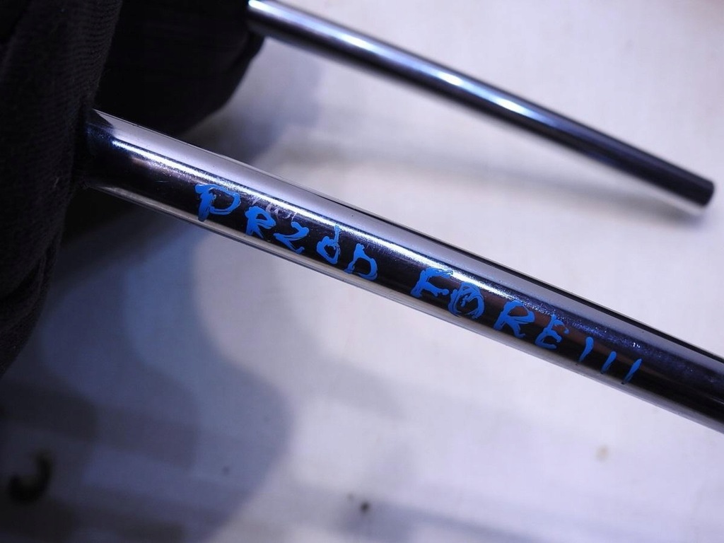 фото №7, Подголовник перед передний subaru forester iii