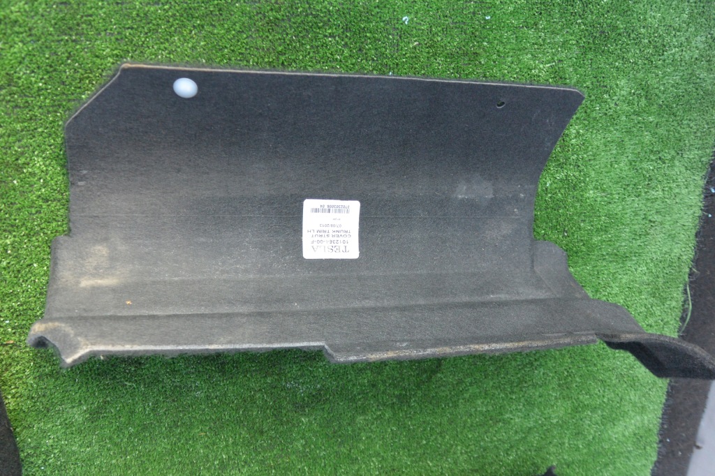 Защита заглушка багажника комплект  tesla model s 12-16 Недорого