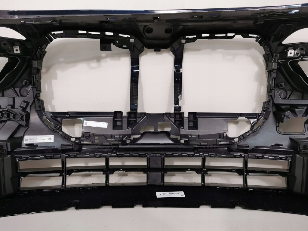 фото №16, Bmw 7 g70 2023 бампер передній