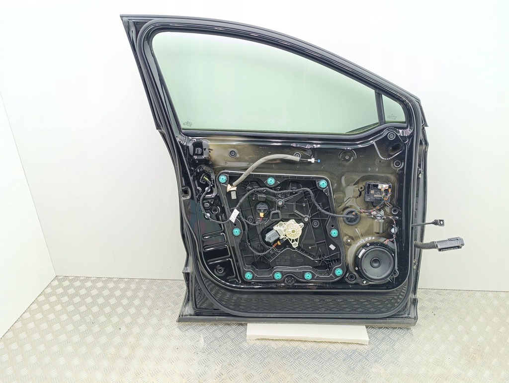 фото №9, Audi q4 sportback e-tron 2022 левая сторона дверь передние