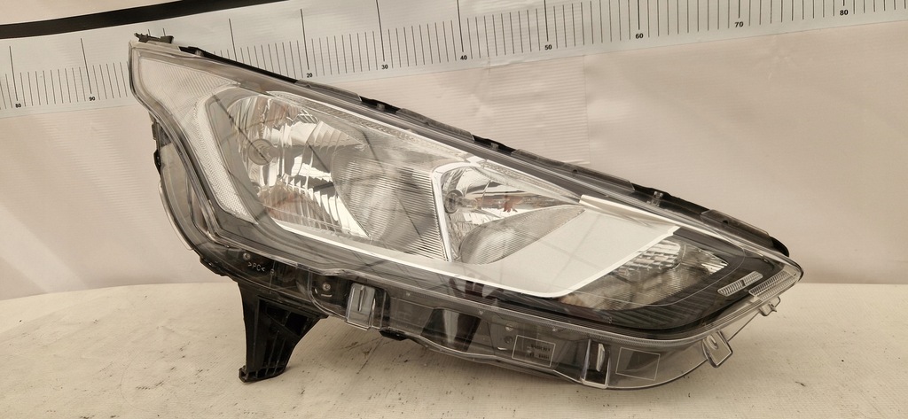 фото №1, Ford transit connect lift 18- лампа передня права